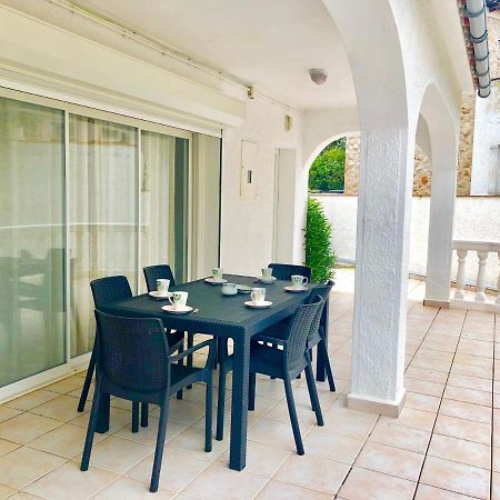 Villa Carmanco 101 Empuriabrava Exterior foto