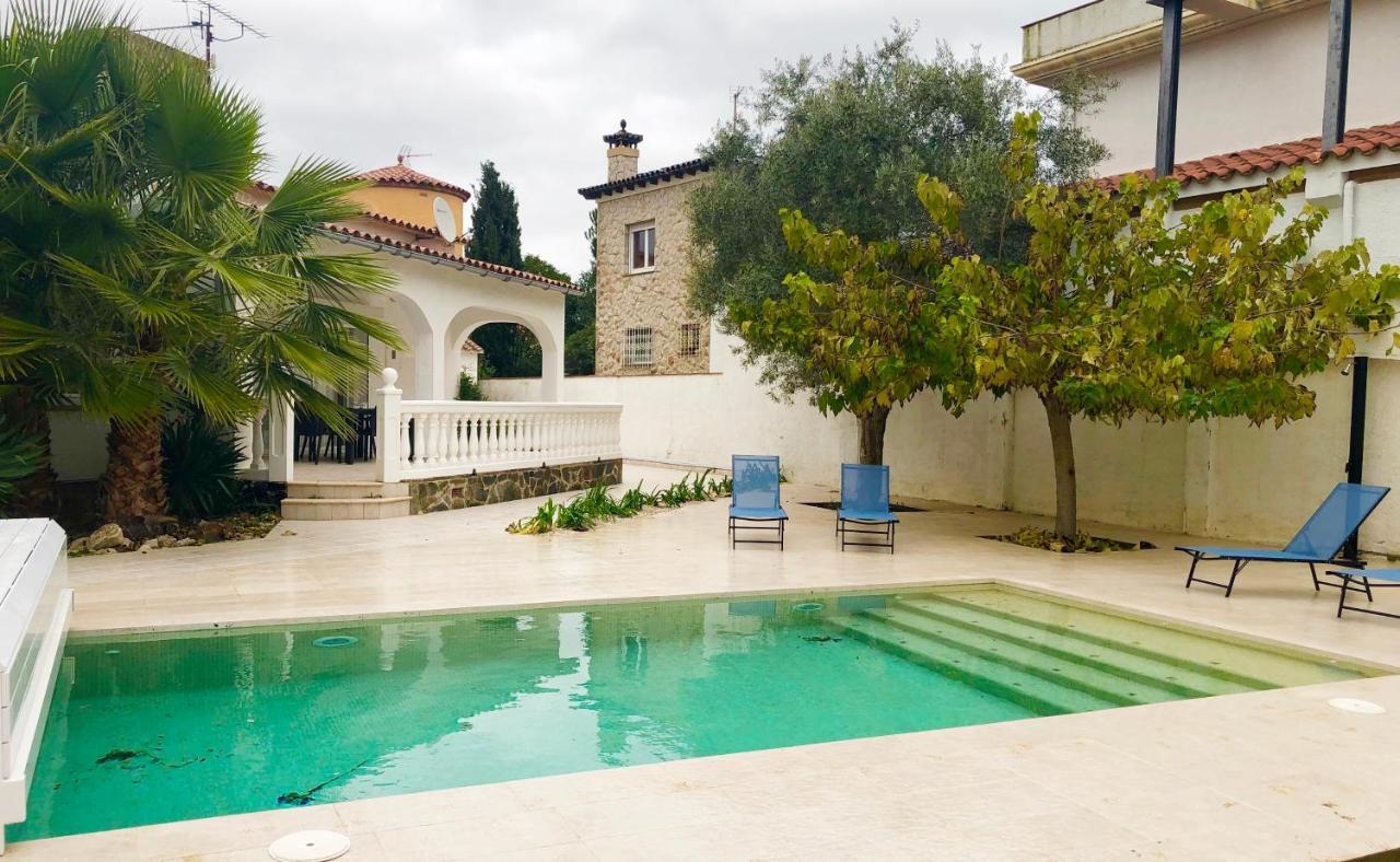 Villa Carmanco 101 Empuriabrava Exterior foto